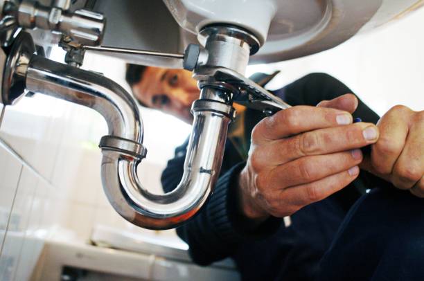 Best Shower Repair Services  in Tichigan, WI